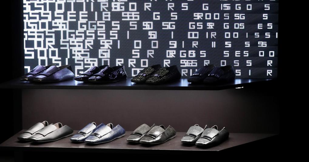 Fosun si aggiudica il brand iconico Sergio Rossi Il Sole 24 ORE